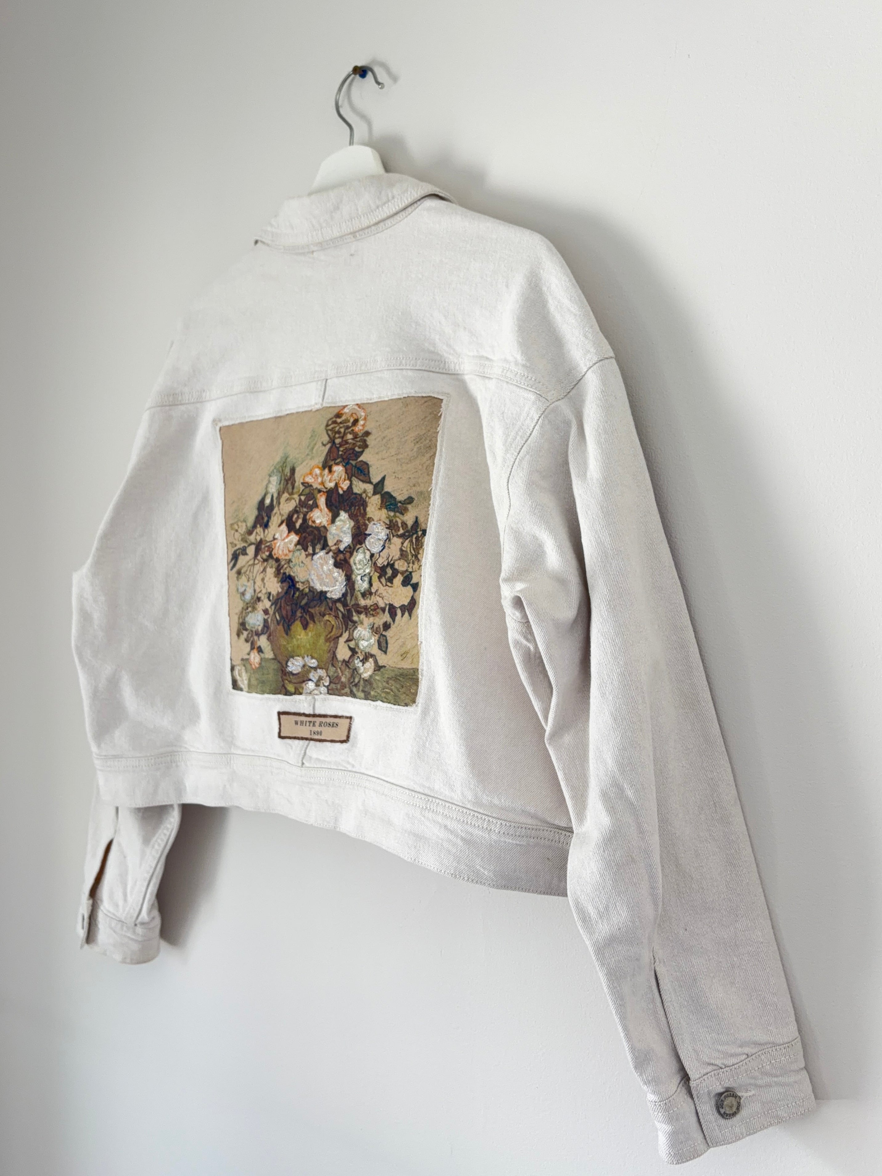 No. 004 White Roses | Large