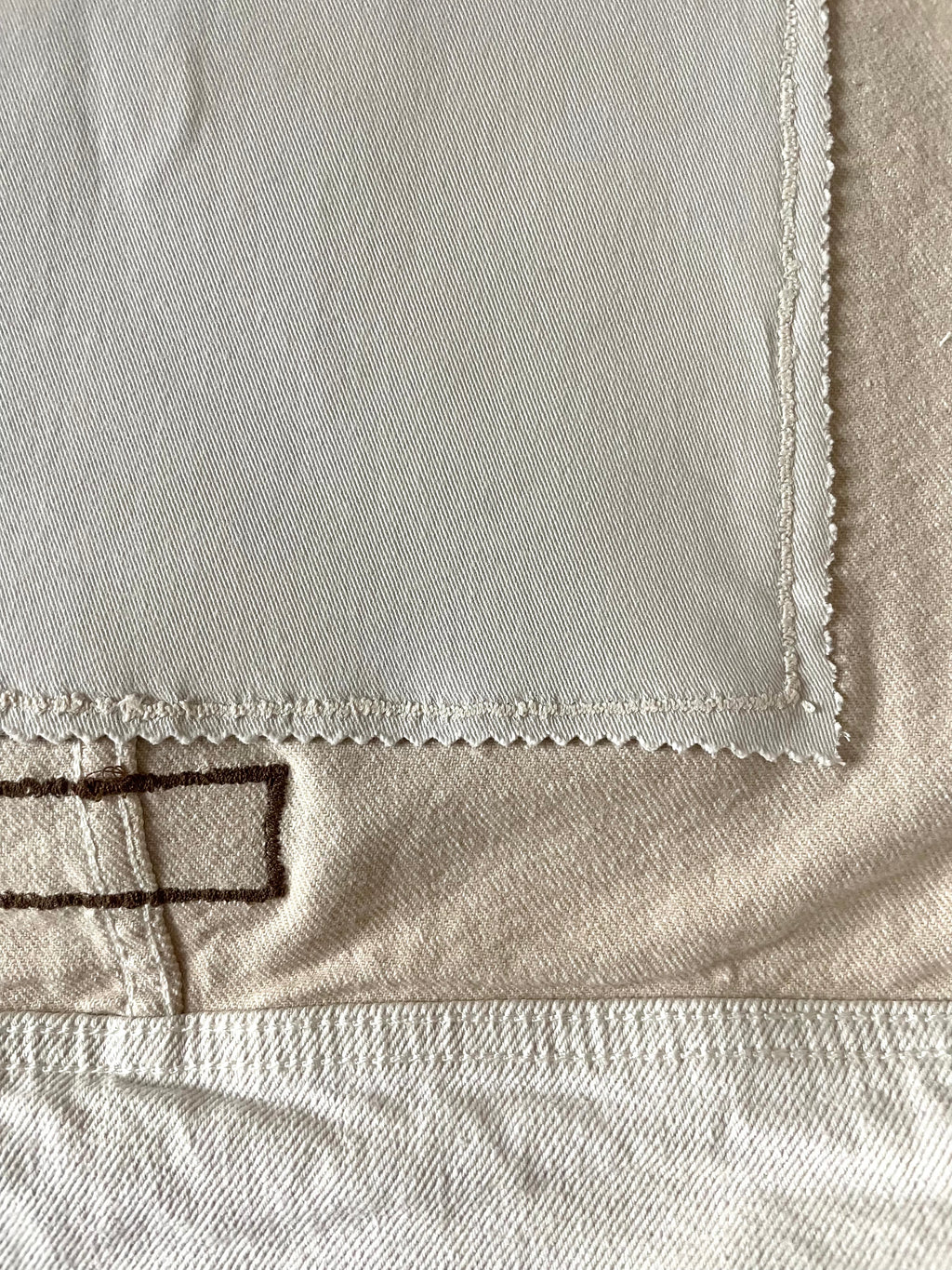 No. 004 White Roses | Large